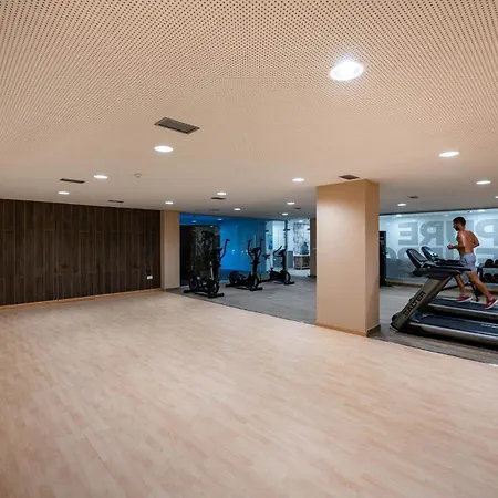 Modern 3b With And Gym Daire *